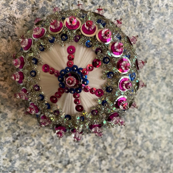 VTG, Beaded, Push Pin, Sequined, Christmas Ornaments, Handmade , Set of 3 - Picture 6 of 7